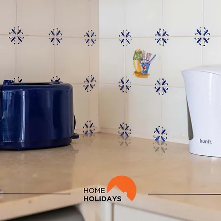 #134 With Pool Family Friendly Hébergement de vacances *