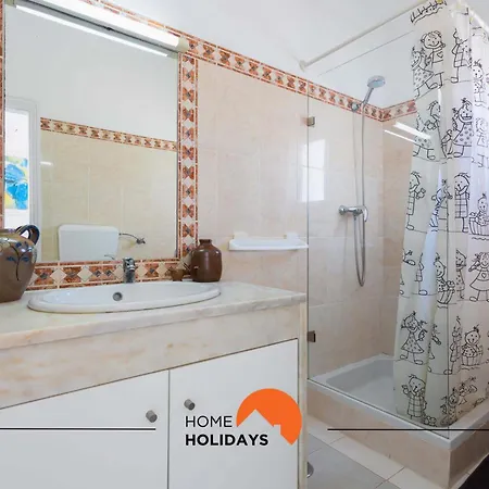 #134 With Pool Family Friendly Hébergement de vacances